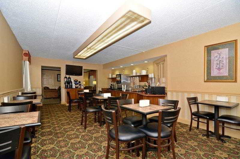 Best Western Inn Buffalo Airport Ресторан фото