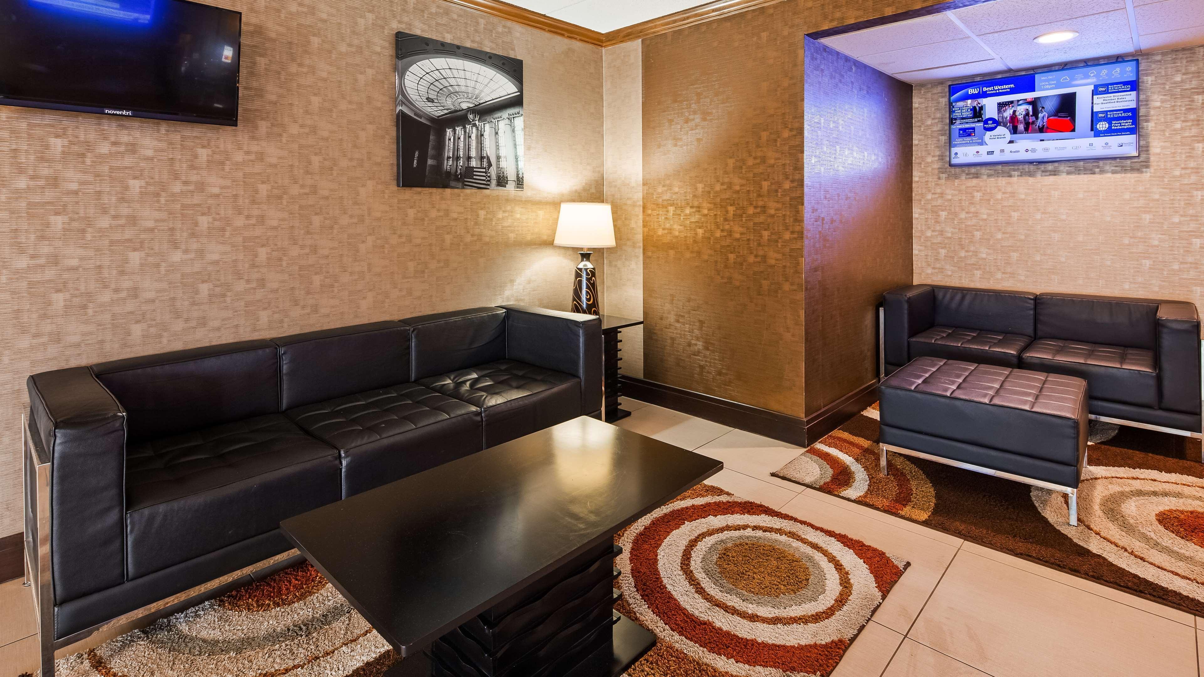 Best Western Inn Buffalo Airport Экстерьер фото