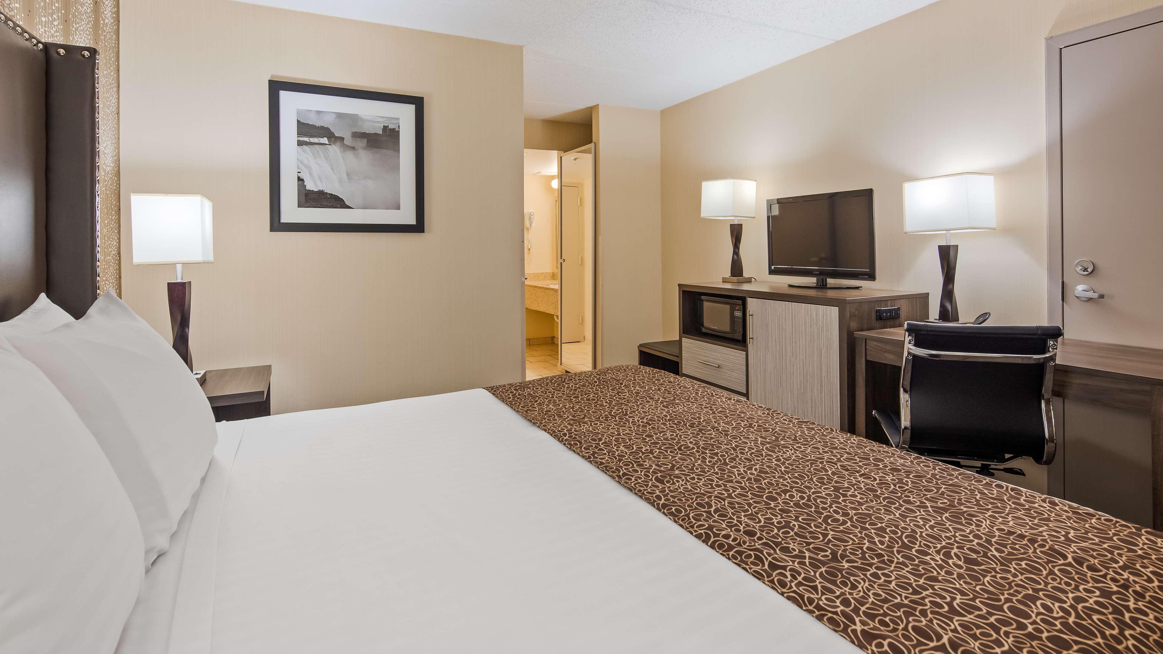 Best Western Inn Buffalo Airport Экстерьер фото