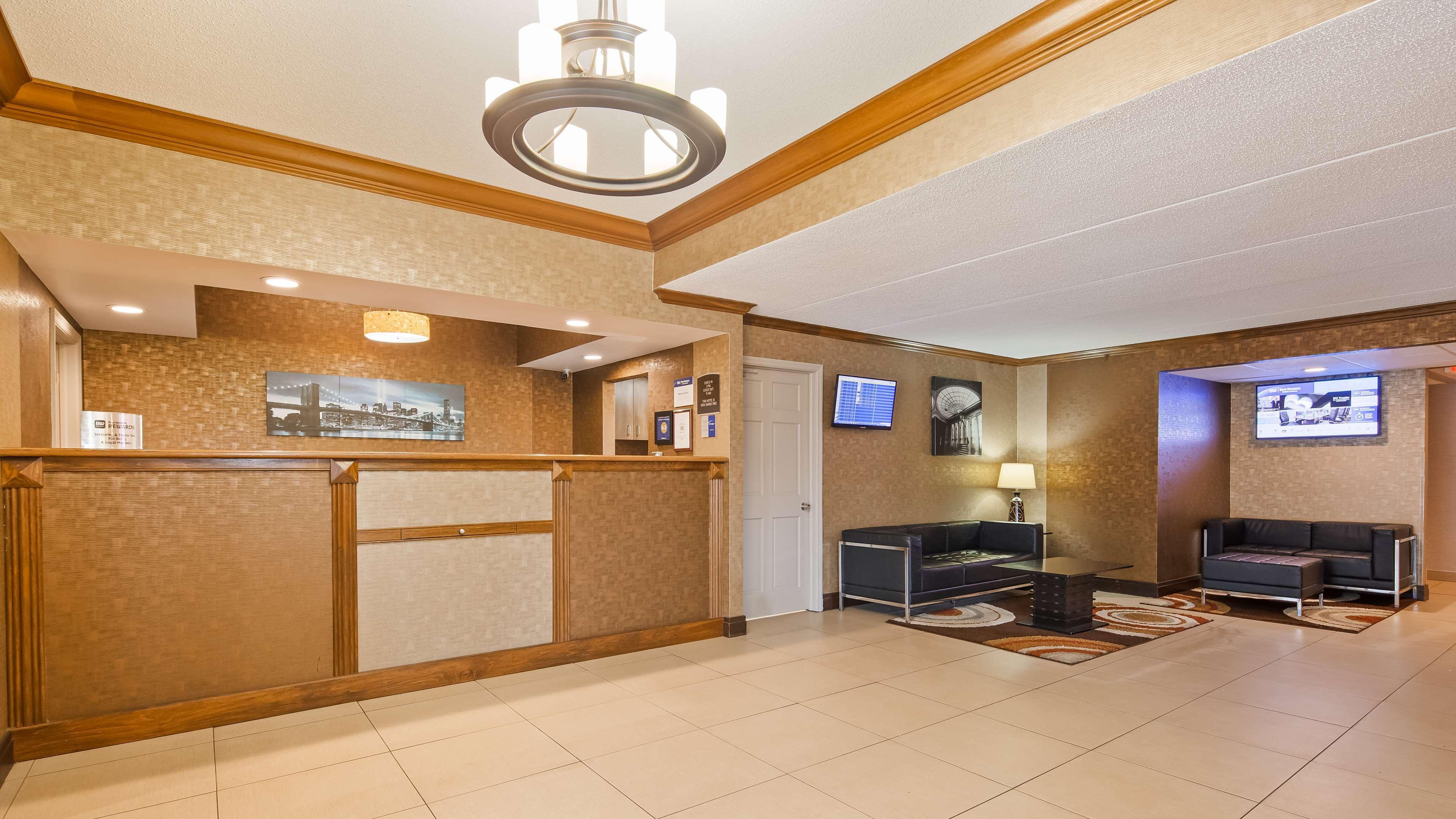 Best Western Inn Buffalo Airport Экстерьер фото