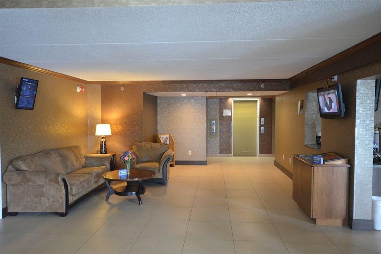 Best Western Inn Buffalo Airport Экстерьер фото