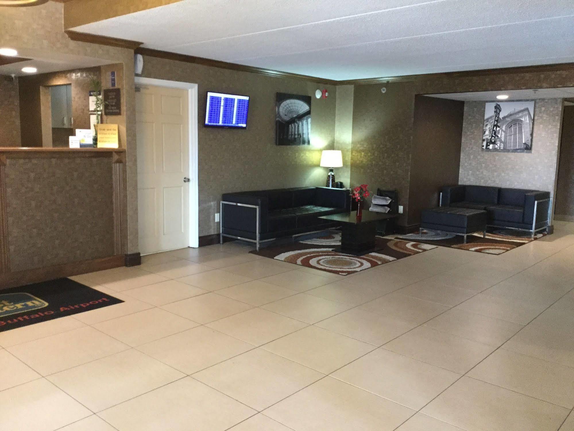 Best Western Inn Buffalo Airport Экстерьер фото